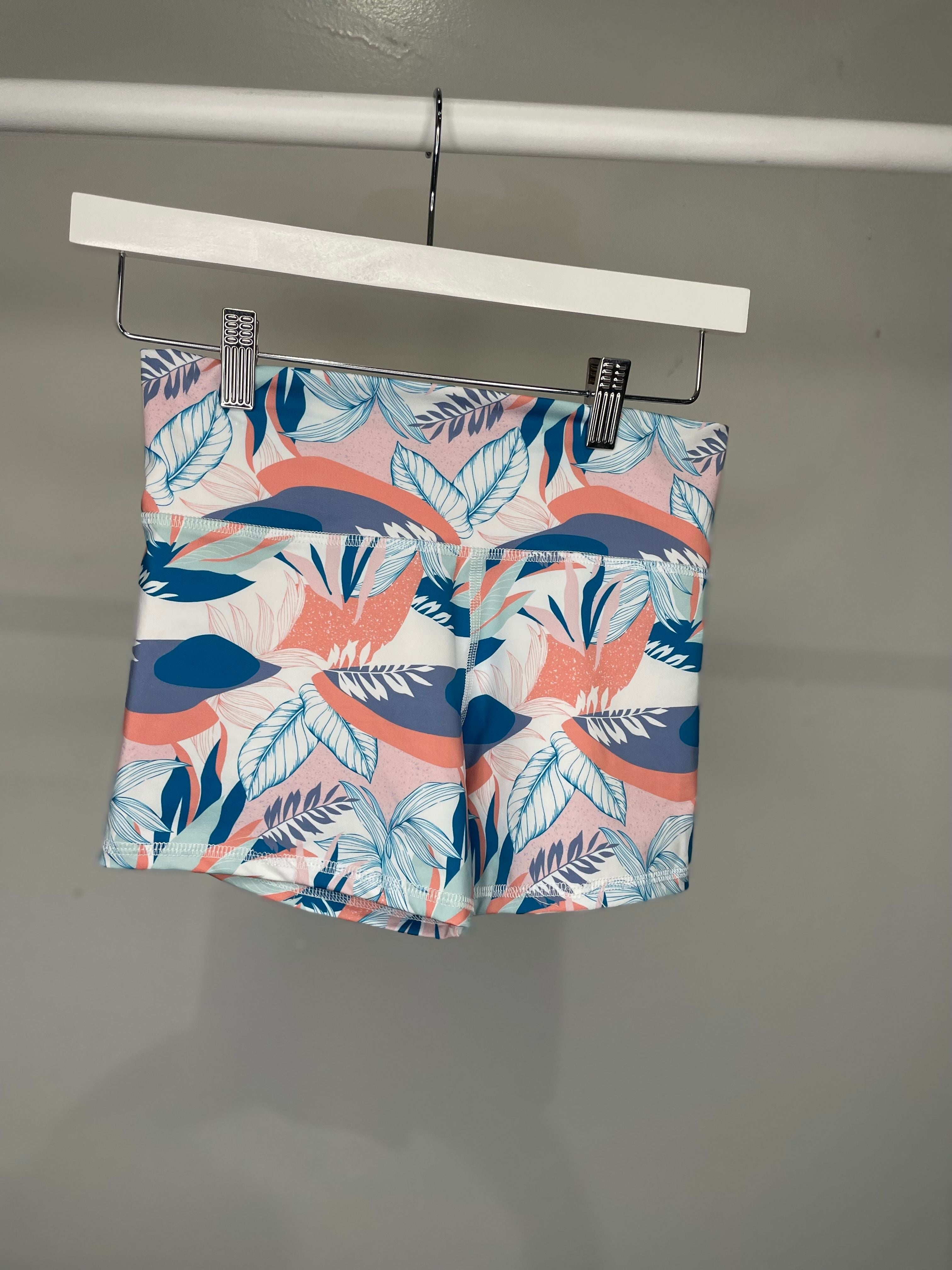 Sample - Yoga Short - Modern Tropical - S - Final Sale